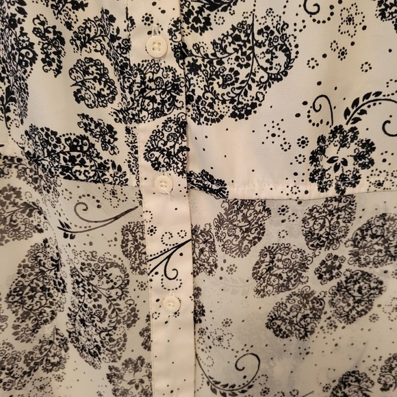 LC Lauren Conrad XL Blouse Cream Black Floral Longsleeve Sheer Button Up - Picture 6 of 16